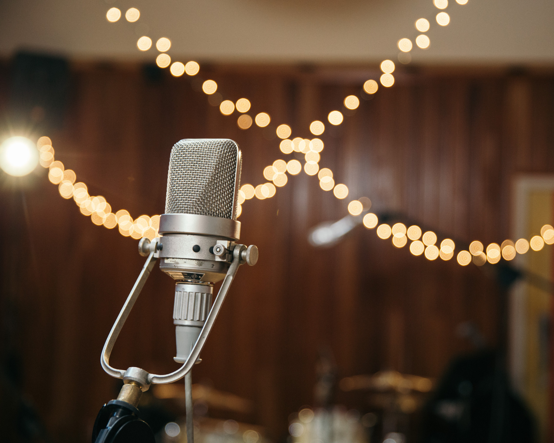 Master-Of-Ceremonies Hervey Bay Celebrant